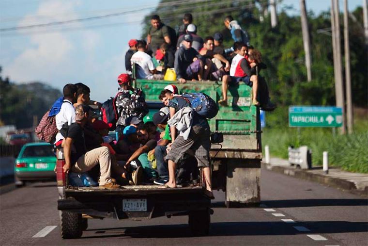 Parte de Honduras primera caravana de migrantes en 2024 rumbo a EE