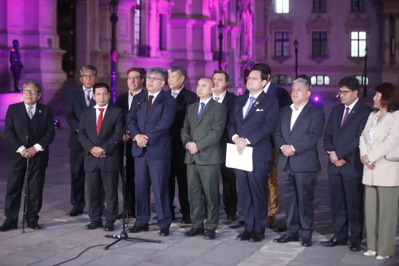 Gobernadores regionales
