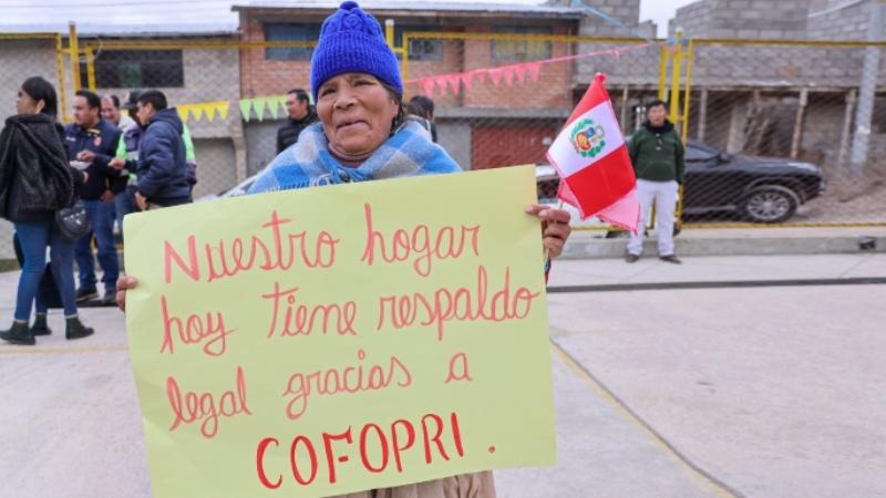 cofopri vivienda pasco