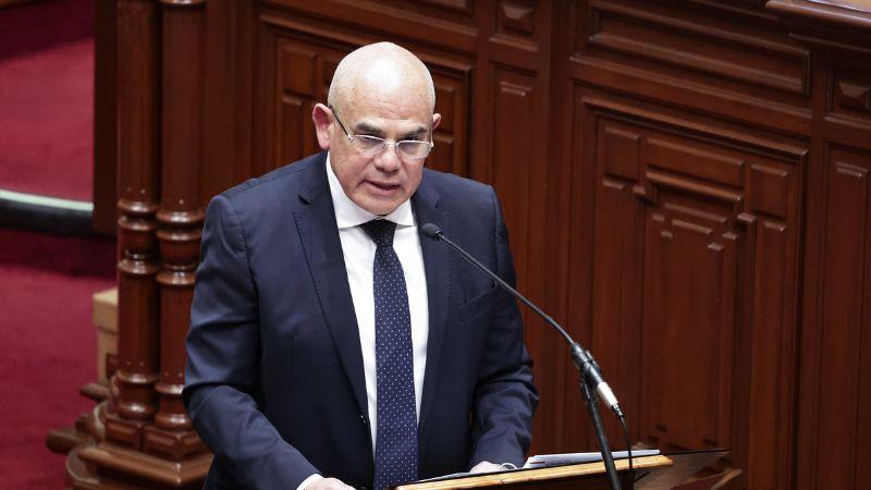 Premier Ernesto Álvarez