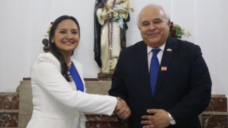 Cinthia Ramírez y Herbert Meneses