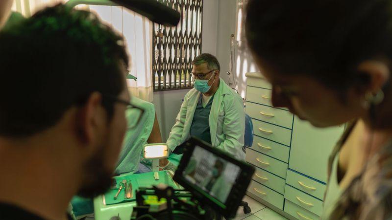 película “La asistente”