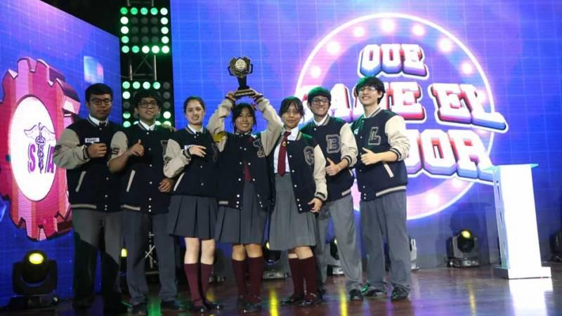 Colegio de San Martín de Porres campeona en la gran final del programa “Que gane el mejor” de TVPerú. Foto: IRTP.