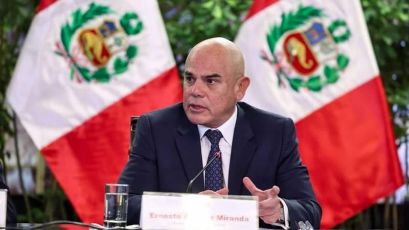 Premier Ernesto Álvarez