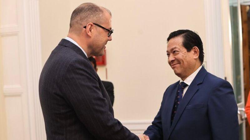 Premier Eduardo Arana