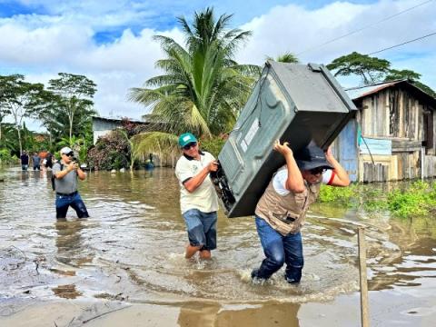 COEN  lluvias huaicos tierra muertos