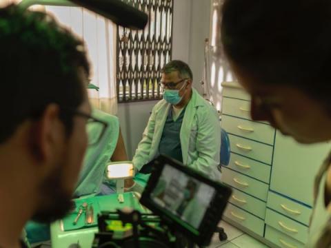 película “La asistente”