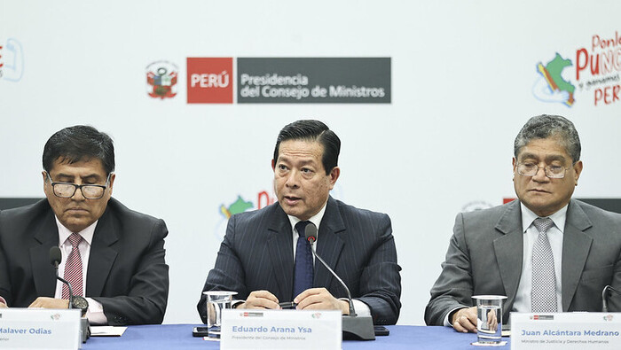 pcm arana presidenta minería ilegal recompensa